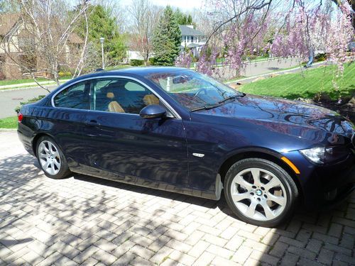2008 bmw 335xi awd - mint condition (6 spd manual transmission) with nav