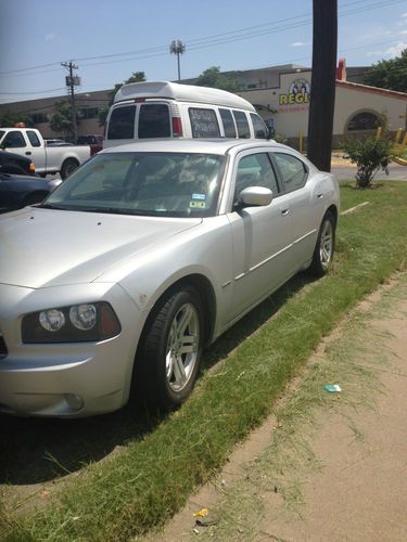 2006 dodge charger r/t sedan 4-door 5.7l hemi (does not run) selling for parts