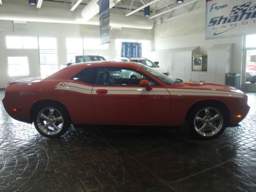 One owner accident free 2010 challenger r/t leather moonroof 6-spd low miles!