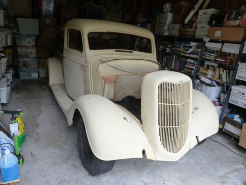 &#039;36 ford pickup, chopped 2&#034;, mustang ii front end, 9&#034; rear end, boxed frame