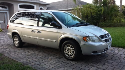 2005 dodge grand caravan 1owner w/only119k loaded &#034;stow n go&#034; perfect guaranteed