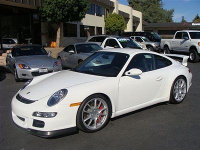 1 owner, california car, all records, 2007 porsche gt3, full leather, flawless!