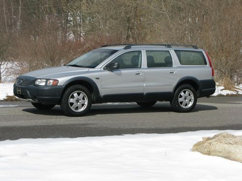2003 volvo xc70 x/c wagon 4-door 2.5l