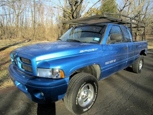 1999 dodge ram 1500 with stretch cab and 4x4 with no reserve