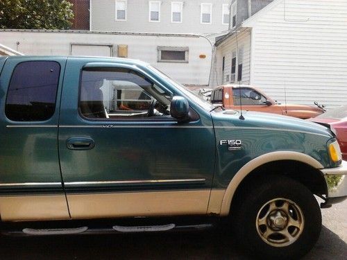 Clean low milage f150 xlt extended cab