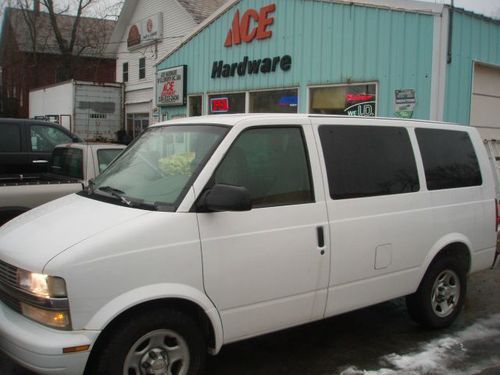 2003 chevy astro 8 passenger 2 wd vgc  ready for reliable usuage located in ohio