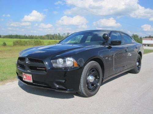 2013 dodge charger police hemi 5.7 only 3,700 miles like brand new pursuit inter