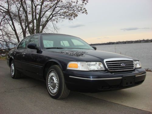 *1999 ford crown victoria**17k miles!**1-owner**clean carfax**great condition*