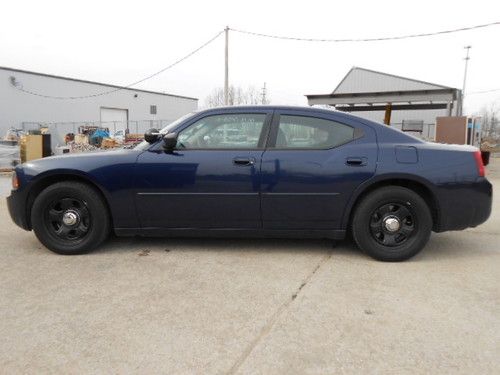 2006 dodge charger / 5.7l v8 gasoline / 4-door / blue / police cruiser / sp3534