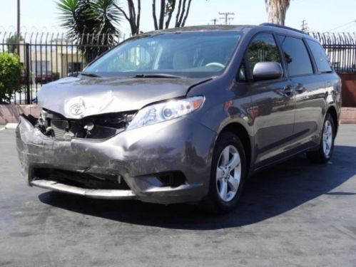 2012 toyota sienna le damaged fixer salvage crashed wrecked repairable runs!!!