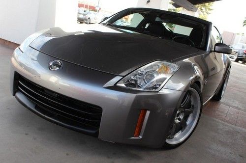 2007 nissan 350z coupe. grand touring. 6 sp. wheels. clean carfax.
