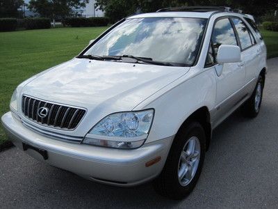 Stunning lexus rx 300 awd pearl white one lady owner from new with navigation
