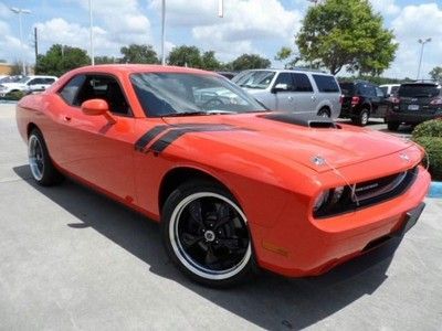 No reserve 2009 dodge challenger 2-door rt coupe 1 owner 5200 miles immaculate