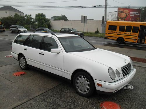 4matic! highway miles! good car! reliable! loaded! 3rd row