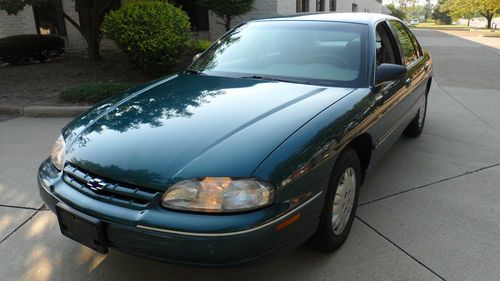 No reserve auction! highest bidder wins! check out this beautiful, clean lumina!