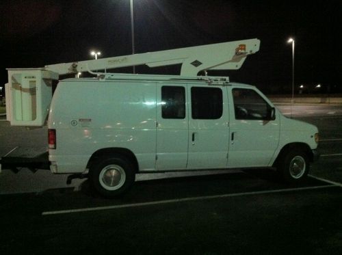 2000 ford e-350 workman's van with bucket lift