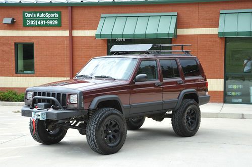 Jeep cherokee sport xj / lifted / new lift, tires, wheels, safari rack, line-x