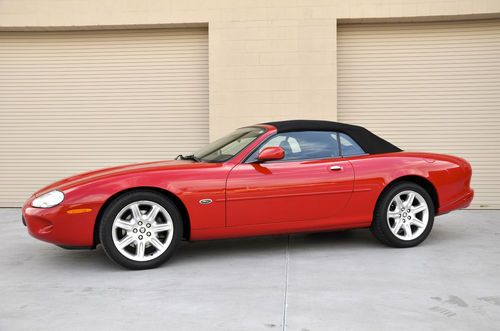 2000 jaguar xk8 convertible - great condition  leather - one owner