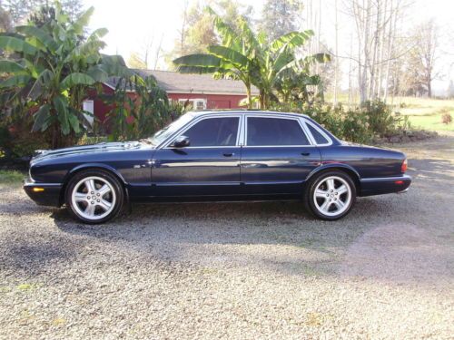 1998 jaguar xjr 4dr.factory v-8 supercharged,rust free,adult owned,very nice