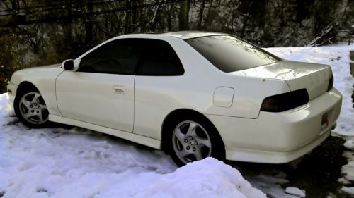 1999 honda prelude clean- white- 5spd- many new parts-150k-tint-moonroof