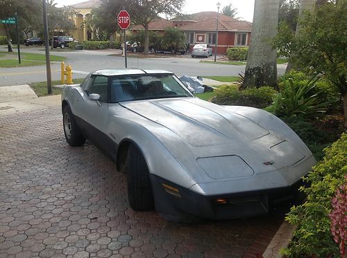 1982 corvette