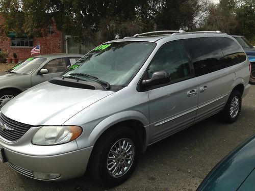 2003 chrysler town and country limited, loaded leather, sun roof, lo miles calif