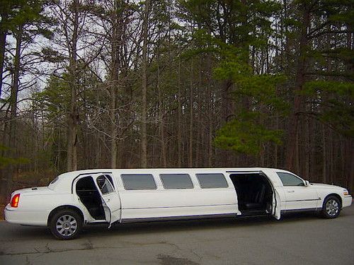 2004 lincoln town car limo 180" stretch limousine 5th door by legendary