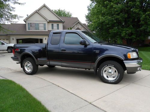 2001 f-150 ext cab xlt 4x4 step side fx4 off road only 82,000 miles very clean!!
