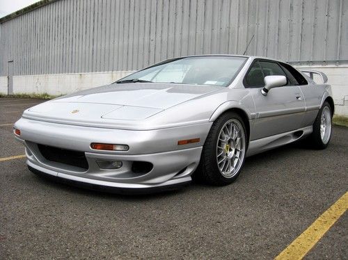 Lotus esprit v8 twin turbo, lots of pics, ridiculously clean