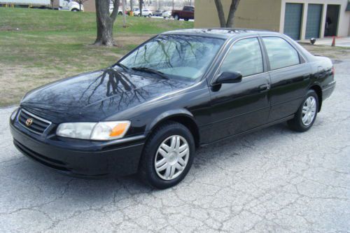 2001 toyota camry le no reserve