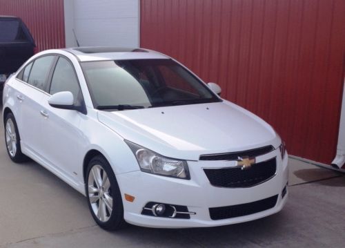 Chevrolet cruze ltz rs 1 family owned excellent condition with extended warranty
