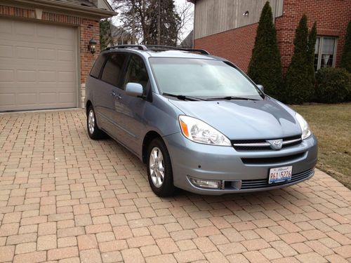 2004 04 toyota sienna xle limited nav dvd one family owned clean car fax