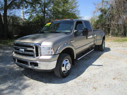 Immaculate 2006 ford f-350 super duty xlt crew cab pickup 4-door 6.0l