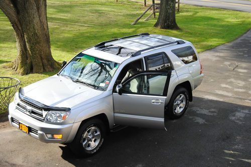 4runner awd excellent condition!!