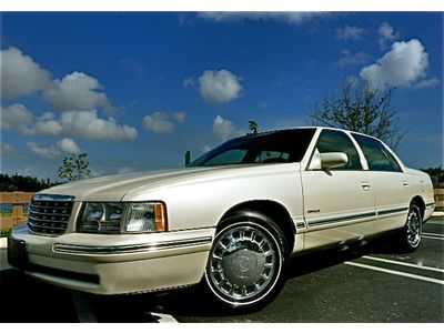 99 cadillac deville 2 owners no accident pearl white