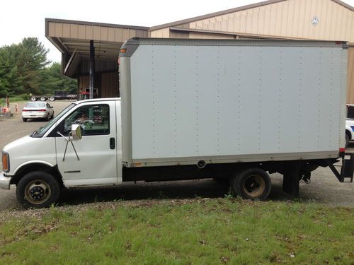 99 chevy express 14' box truck with newly rebuilt liftgate