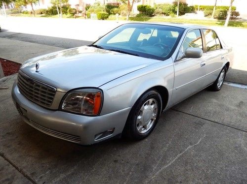 2000 cadillac deville just 91000 miles a very clean original car start at $2999