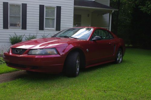 2004 ford mustang base coupe 2-door 3.9l automatic