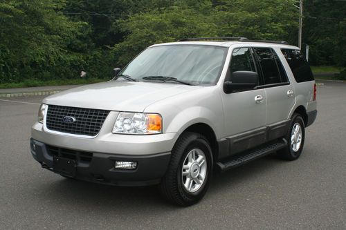 2004 ford expedition xlt sport utility 5.4l clean carfax 72k miles!!!!!!