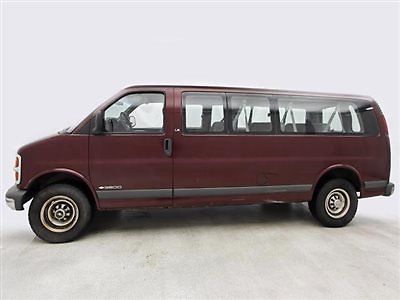 2000 chevrolet express van (43409b) ~  absolute sale ~ no reserve