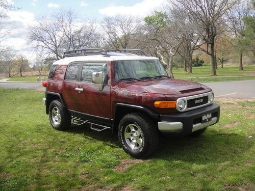 2008 toyota fj cruiser 4x4 in great condition sunroof low mileage fully loaded