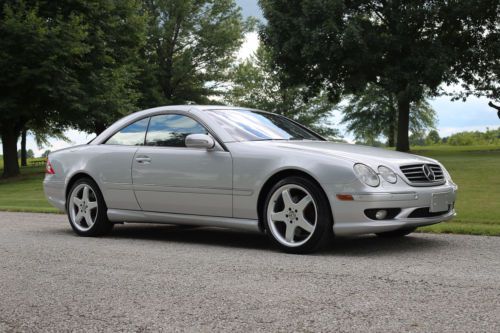 Super clean!! 2 door coupe, silver/black, amg, mercedes, books cd&#039;s and 2 keys!