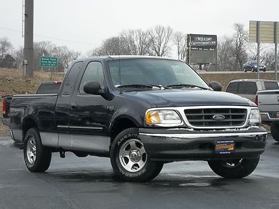 Ford f150 xlt 2wd 4x2 one owner low miles clean