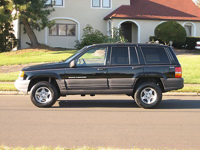 1998 jeep grand cherokee 4x4 laredo only 62k miles clean must sell no reserve!!!