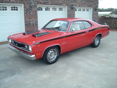 Super nice 1970 plymouth duster-340 a/t