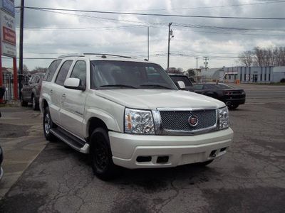Warranty and financing available! 2005 cadillac escalade *rebuilt salvage title*
