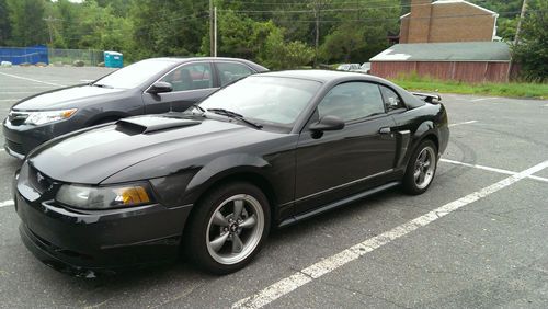 2004 ford mustang gt coupe 2-door 4.6l