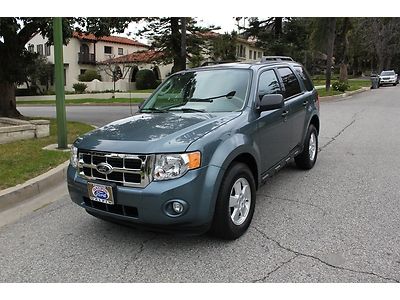 2012 ford escape xlt 8k miles sync auto loaded
