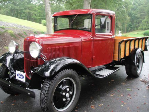 Antique 1932 model b truck with express body (oak)
