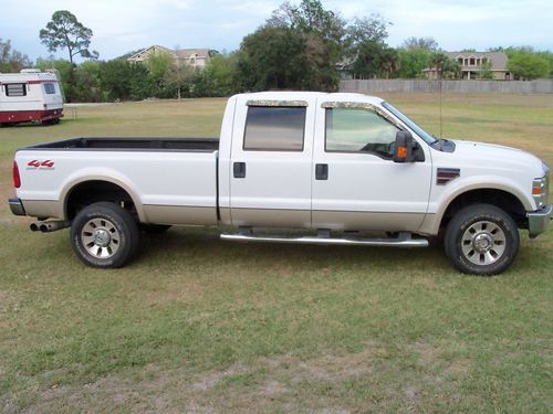 F350 f-350 2008 4x4 lariat all power,all leather perfect condition, line-x bed